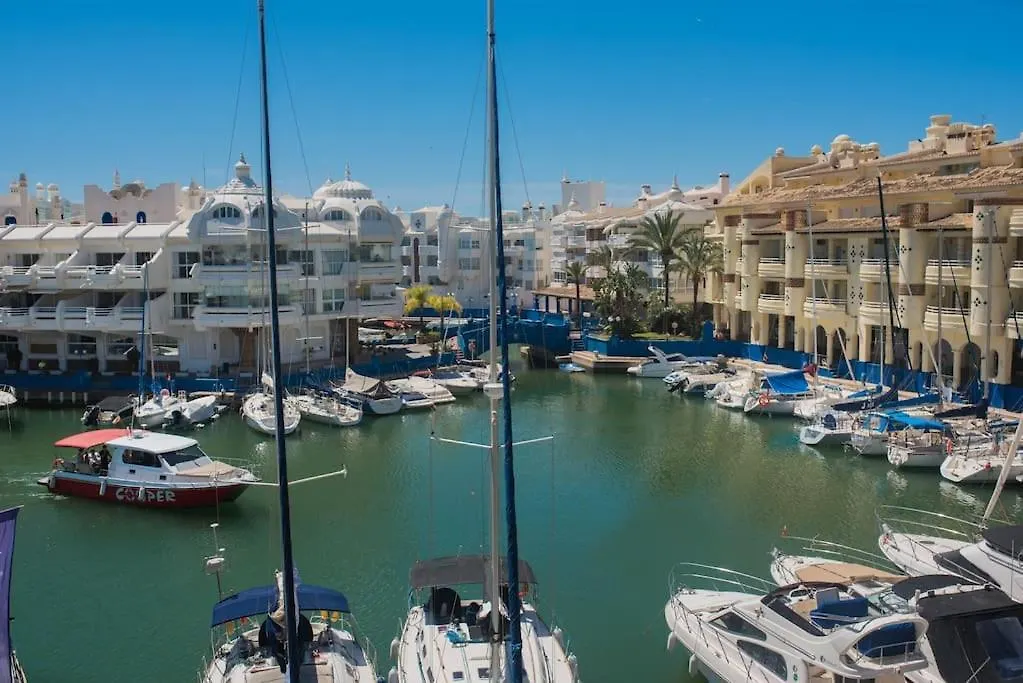Apartament Moderno Piso A Un Paso De La Playa Benalmádena 0*,